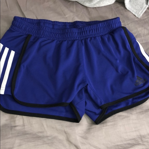 women’s shorts - Picture 2 of 3